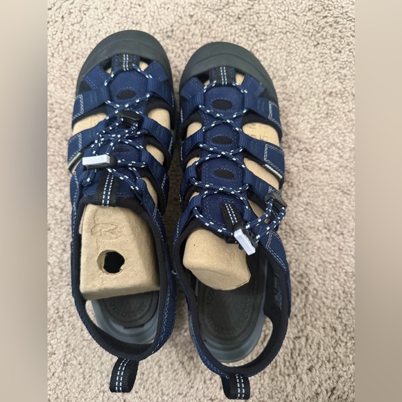 Keen women’s sandals size 9.5 new without box anti odor anatomic footbed NWOT - Picture 3 of 8